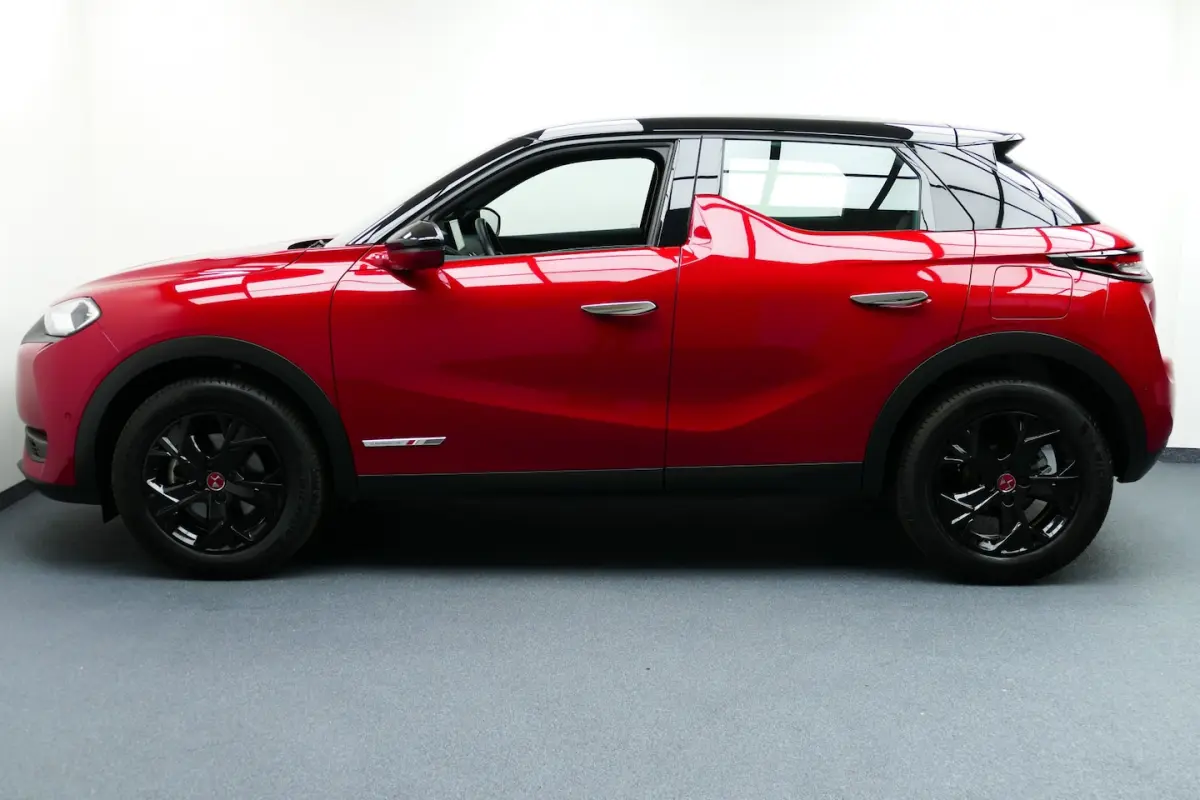 1.2 130pk Performance Line Bi-Tone. Stoelverw, Carplay/Android, Clima, Cruise, Led, 17"LMV