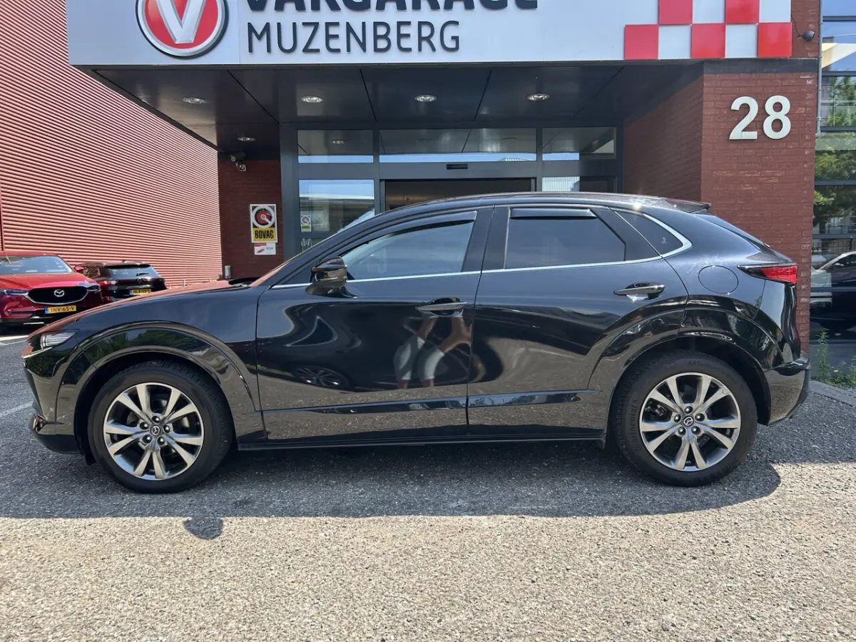 2.0 e-SkyActiv-X M Hybrid 187 PK Luxury // FULL LED // 360 CAMERA // NAVI + CARPLAY // MEM