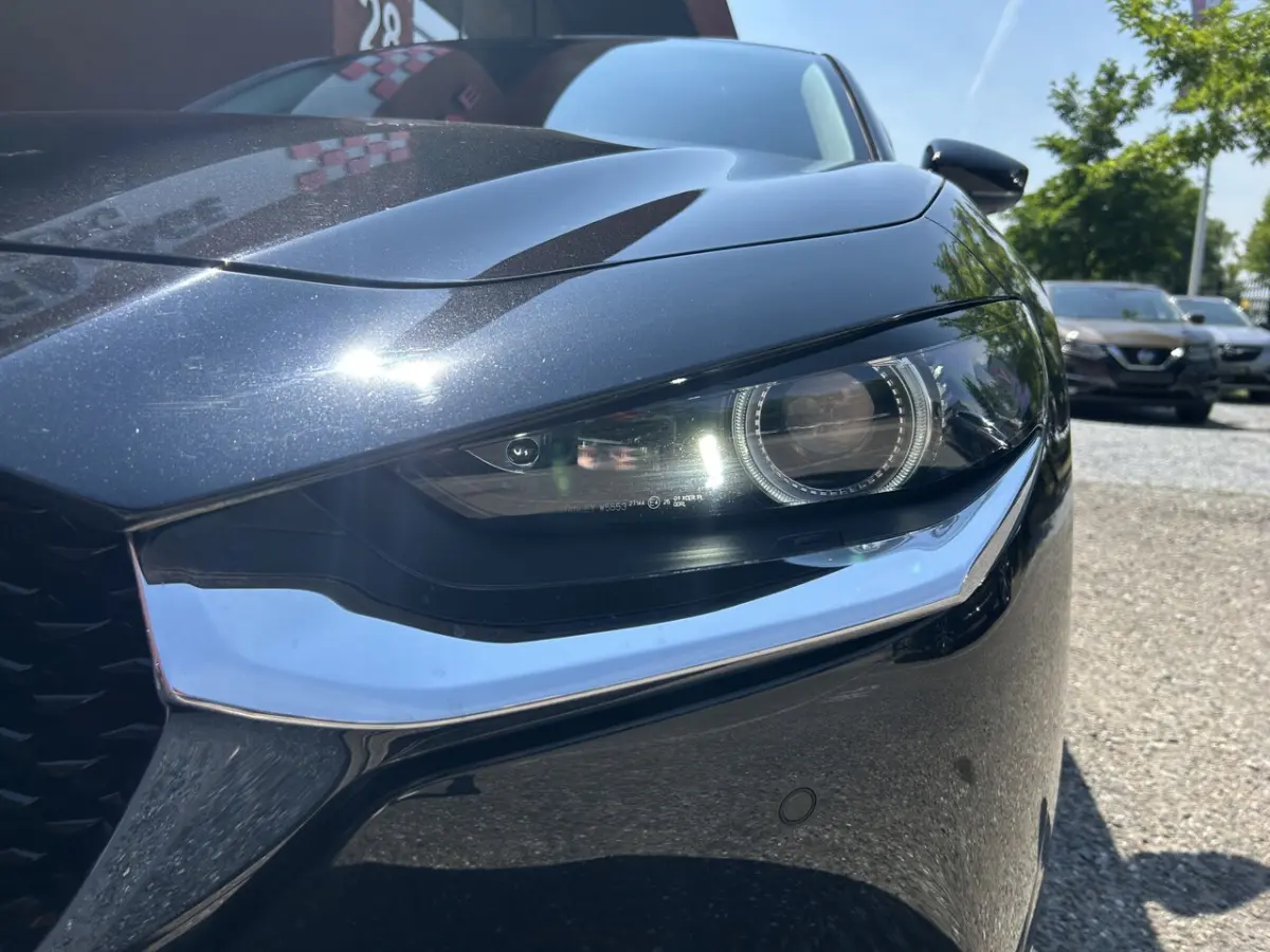 2.0 e-SkyActiv-X M Hybrid 187 PK Luxury // FULL LED // 360 CAMERA // NAVI + CARPLAY // MEM