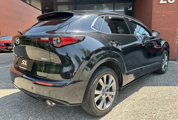 2.0 e-SkyActiv-X M Hybrid 187 PK Luxury // FULL LED // 360 CAMERA // NAVI + CARPLAY // MEM