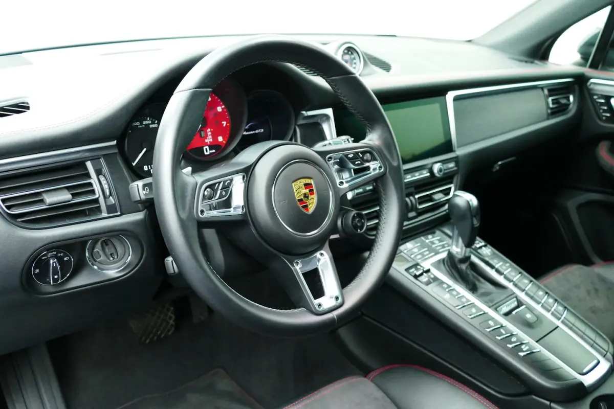2.9 GTS. Panodak, Bose, Luchtvering, Sport Chrono, 21"LMV, Leer/Alcantara