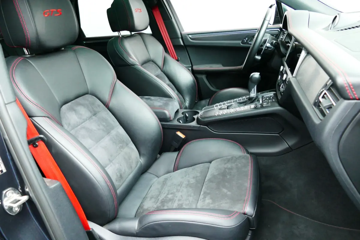 2.9 GTS. Panodak, Bose, Luchtvering, Sport Chrono, 21"LMV, Leer/Alcantara