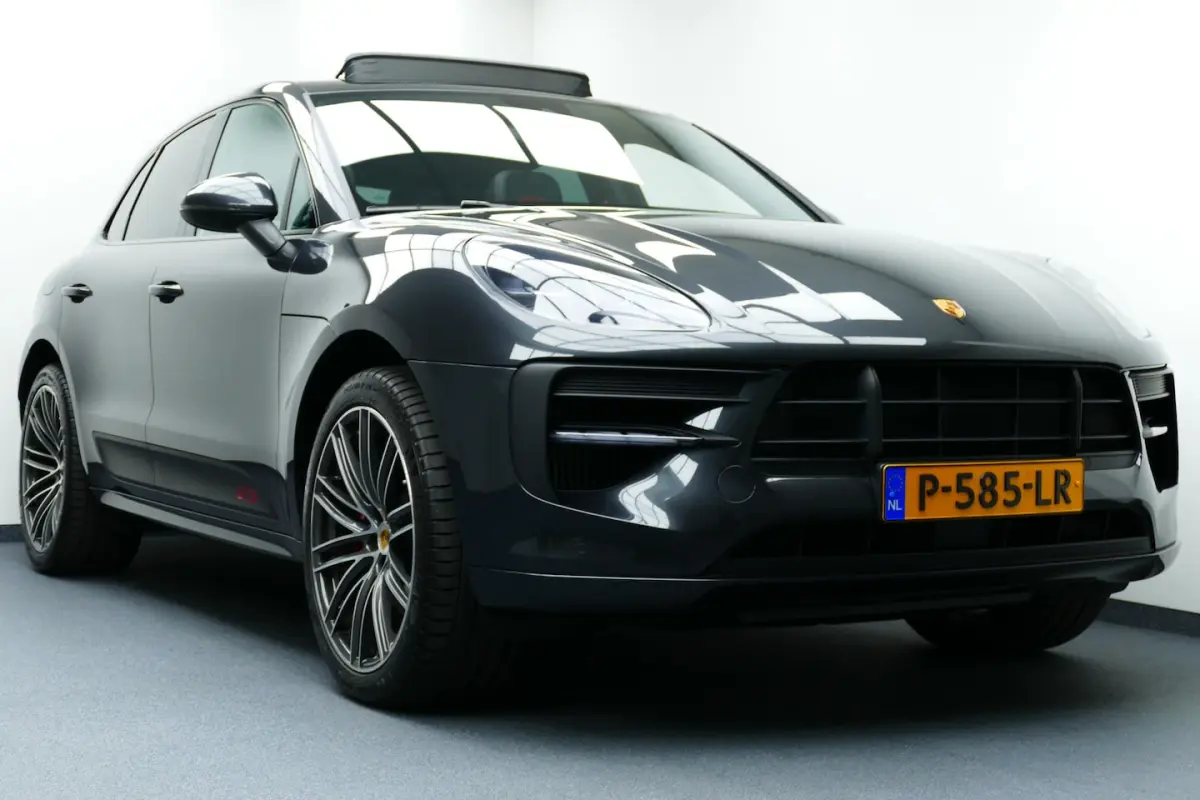 2.9 GTS. Panodak, Bose, Luchtvering, Sport Chrono, 21"LMV, Leer/Alcantara