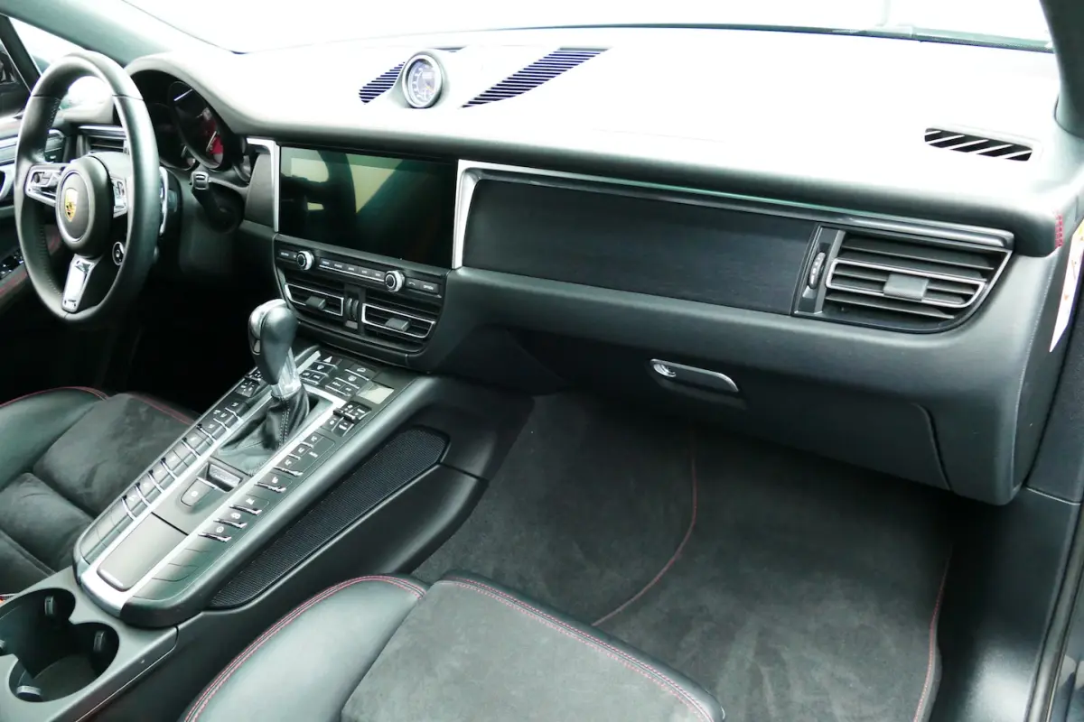 2.9 GTS. Panodak, Bose, Luchtvering, Sport Chrono, 21"LMV, Leer/Alcantara