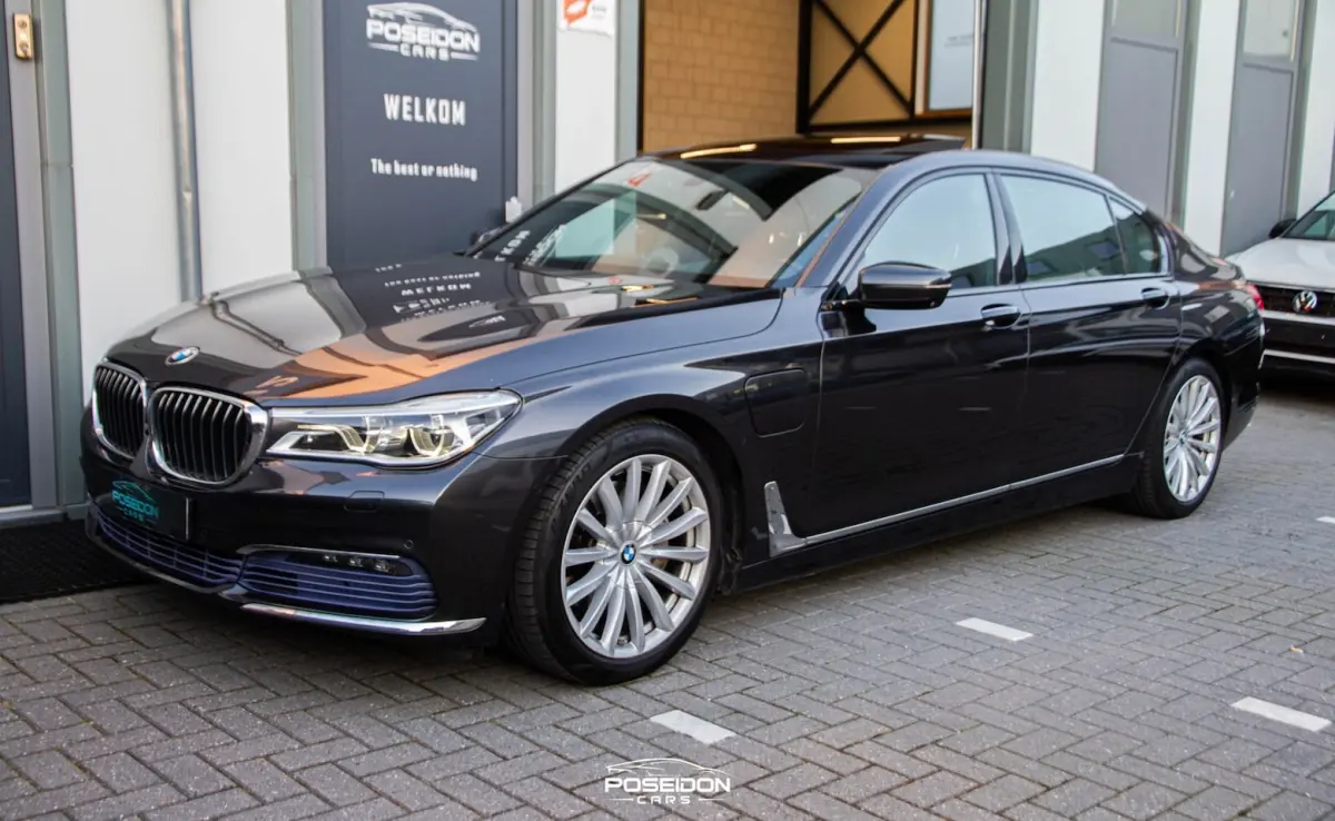 740Le xDrive iPerformance High Executive PANO | HARMAN/KARDON | 360CAMERA | MEMORY | HEAD-
