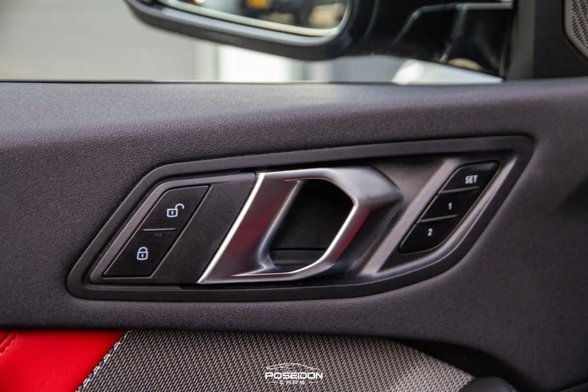 M135i xDrive PANO | KEYLESS | HARMAN/KARDON | MATTGRIJS | BOMVOLL
