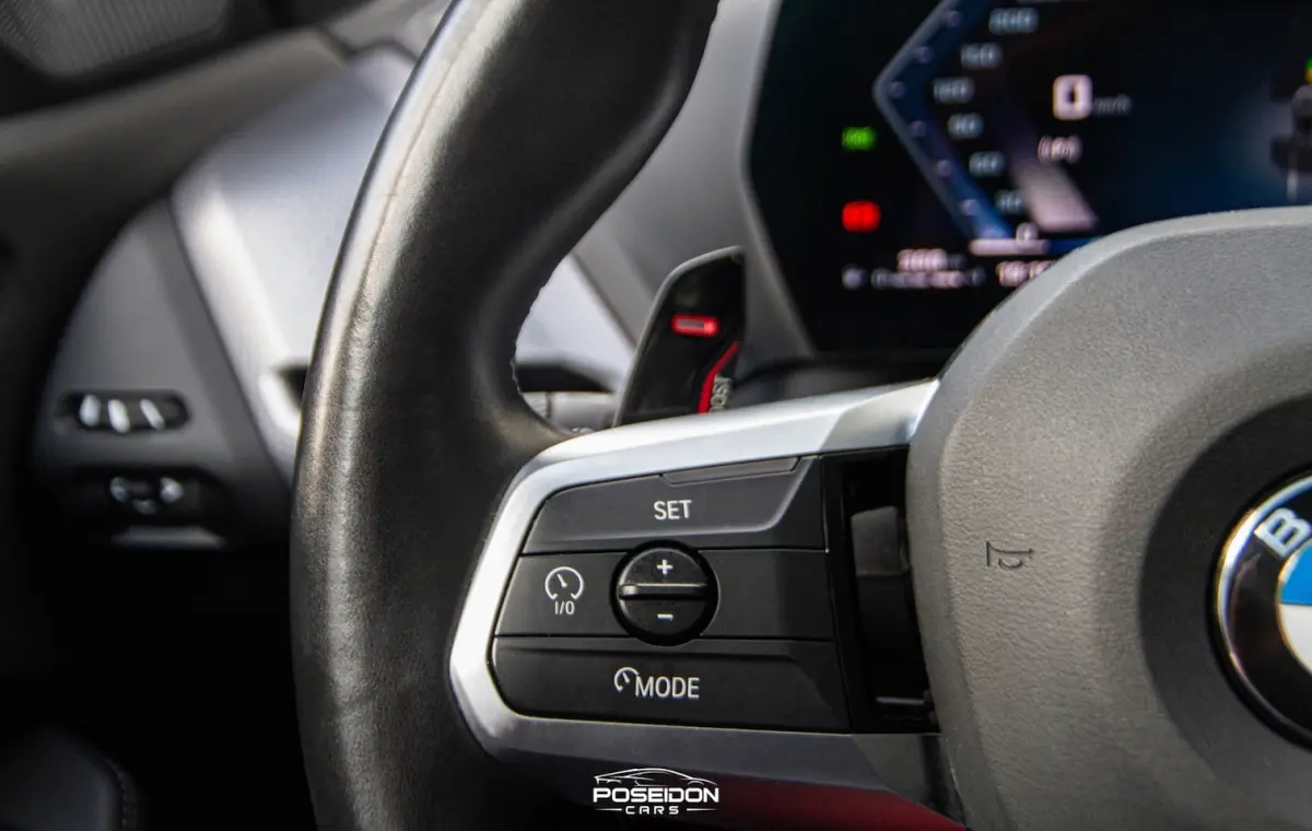 M135i xDrive PANO | KEYLESS | HARMAN/KARDON | MATTGRIJS | BOMVOLL