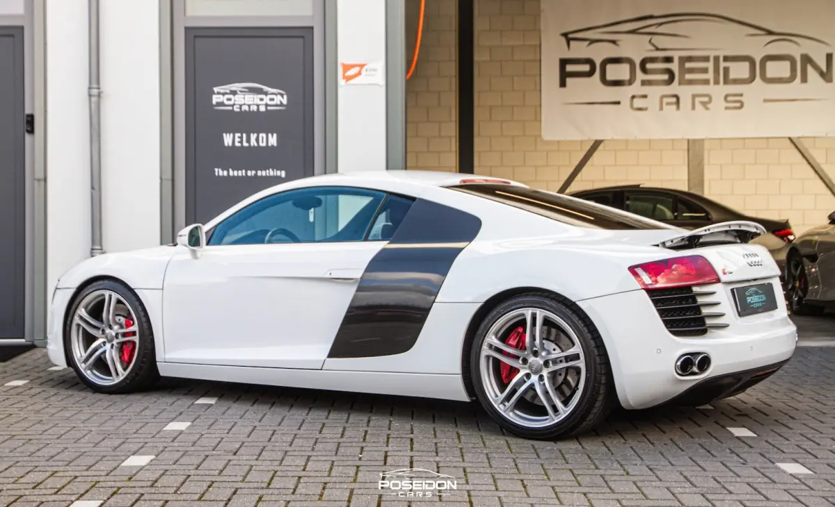 4.2 V8 FSI QUATTRO | B&O | CARBON | A. CAMERA