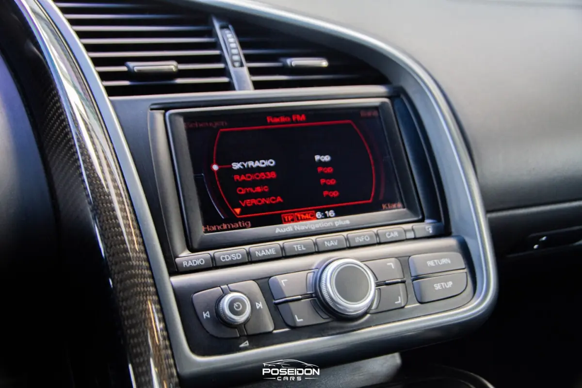 4.2 V8 FSI QUATTRO | B&O | CARBON | A. CAMERA