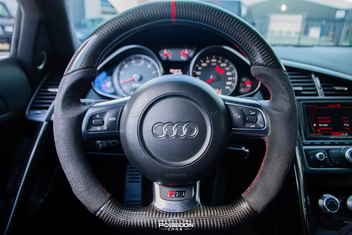 4.2 V8 FSI QUATTRO | B&O | CARBON | A. CAMERA