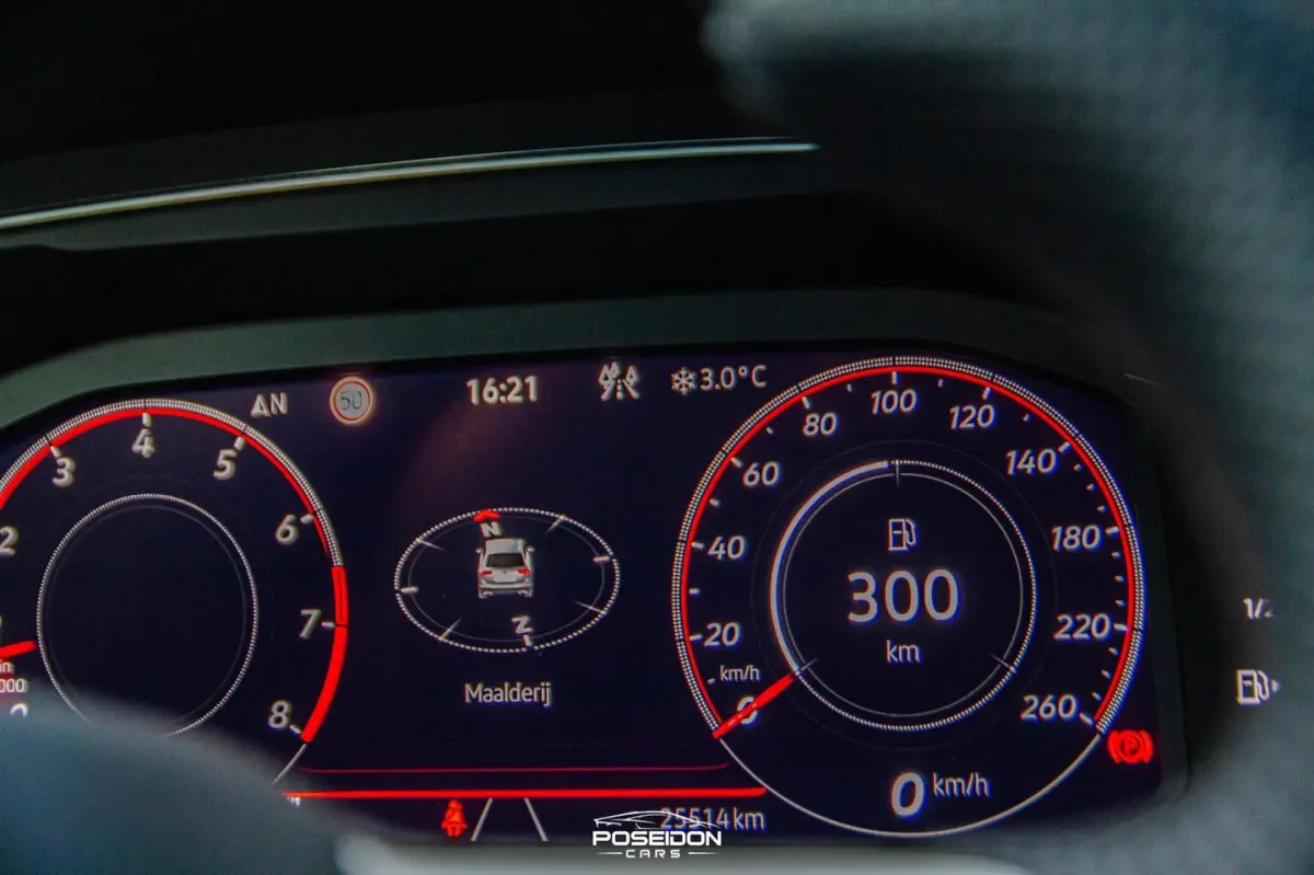 2.0 TSI 4Motion R-LINE | PANORAMADAK | 360 CAMERA | HEAD-UP | SFEERVERLICHTING | STUURVERW