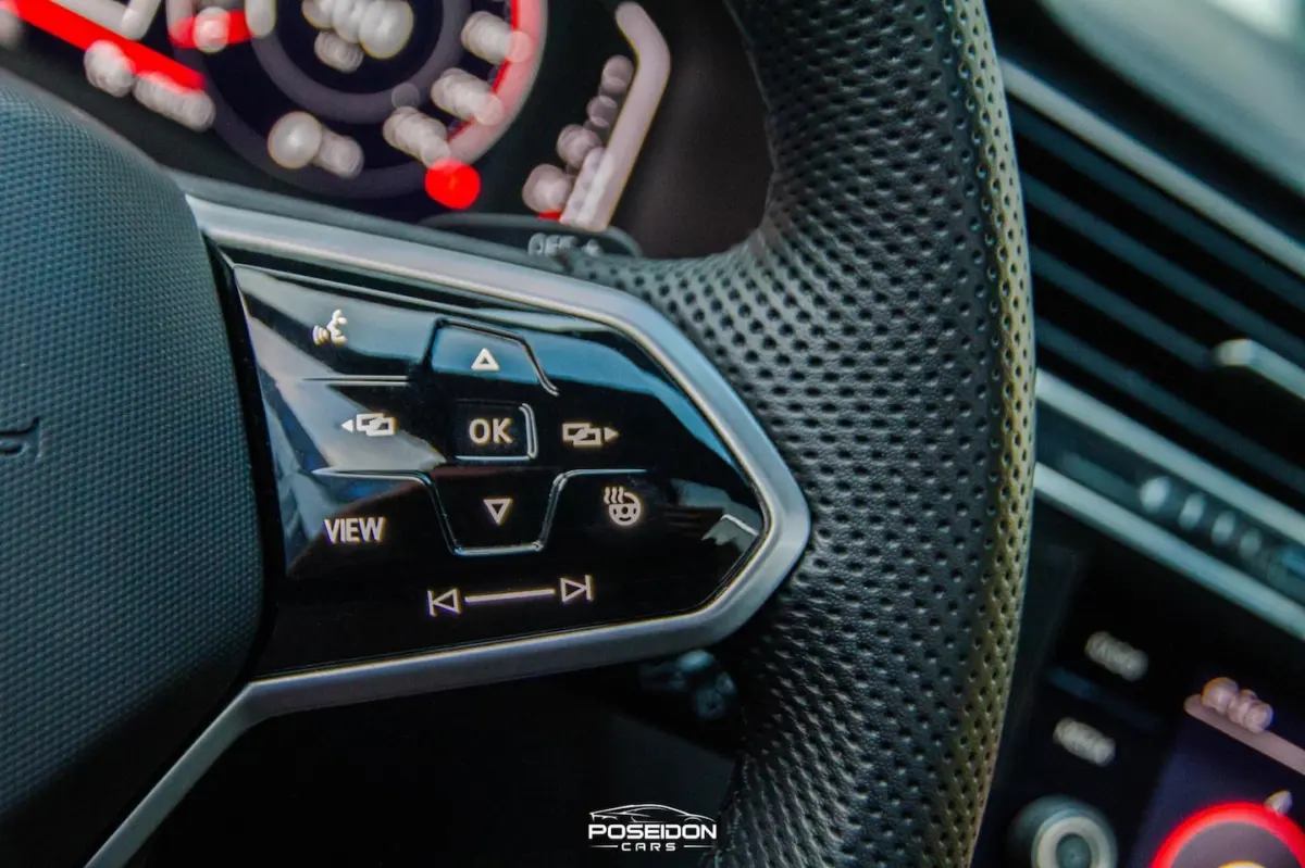 2.0 TSI 4Motion R-LINE | PANORAMADAK | 360 CAMERA | HEAD-UP | SFEERVERLICHTING | STUURVERW