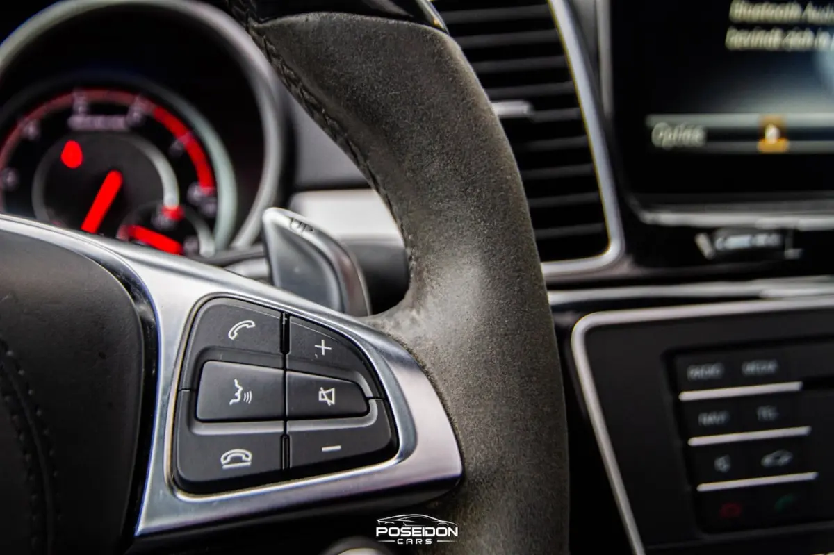 63 AMG 4MATIC PANO | 7 ZITS | LUCHTVERING | STOELVENTILATIE | KEYLESS | BOMVOLL