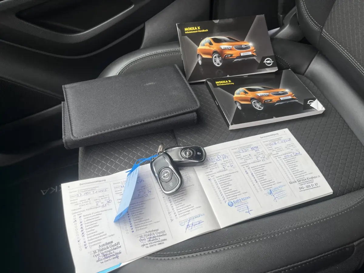 1.4 Turbo Online Edition // LED // HALF-LEDER // KEYLESS // NAVI + CARPLAY // CAMERA // PD