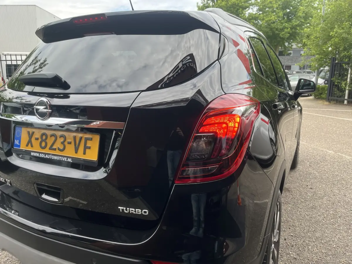 1.4 Turbo Online Edition // LED // HALF-LEDER // KEYLESS // NAVI + CARPLAY // CAMERA // PD