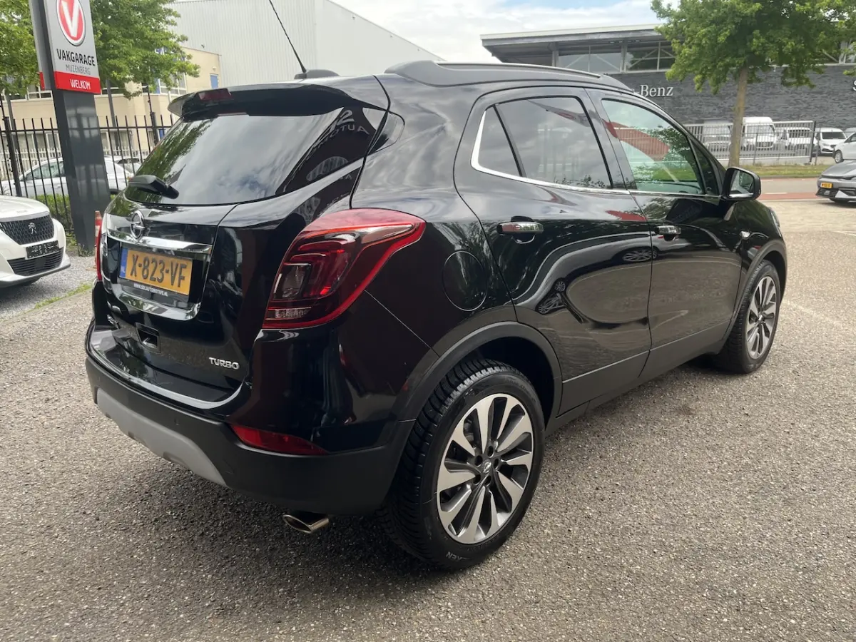 1.4 Turbo Online Edition // LED // HALF-LEDER // KEYLESS // NAVI + CARPLAY // CAMERA // PD