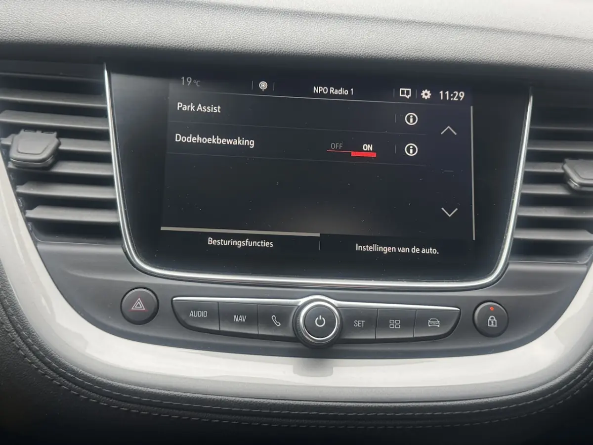 1.2 Turbo Innovation 130PK // LED // CAMERA // PDC V+A // CLIMA // NAVI + CARPLAY