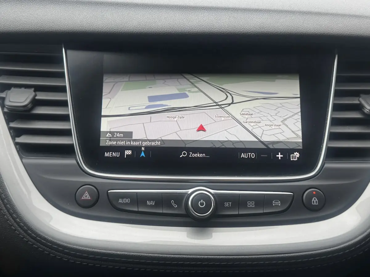 1.2 Turbo Innovation 130PK // LED // CAMERA // PDC V+A // CLIMA // NAVI + CARPLAY