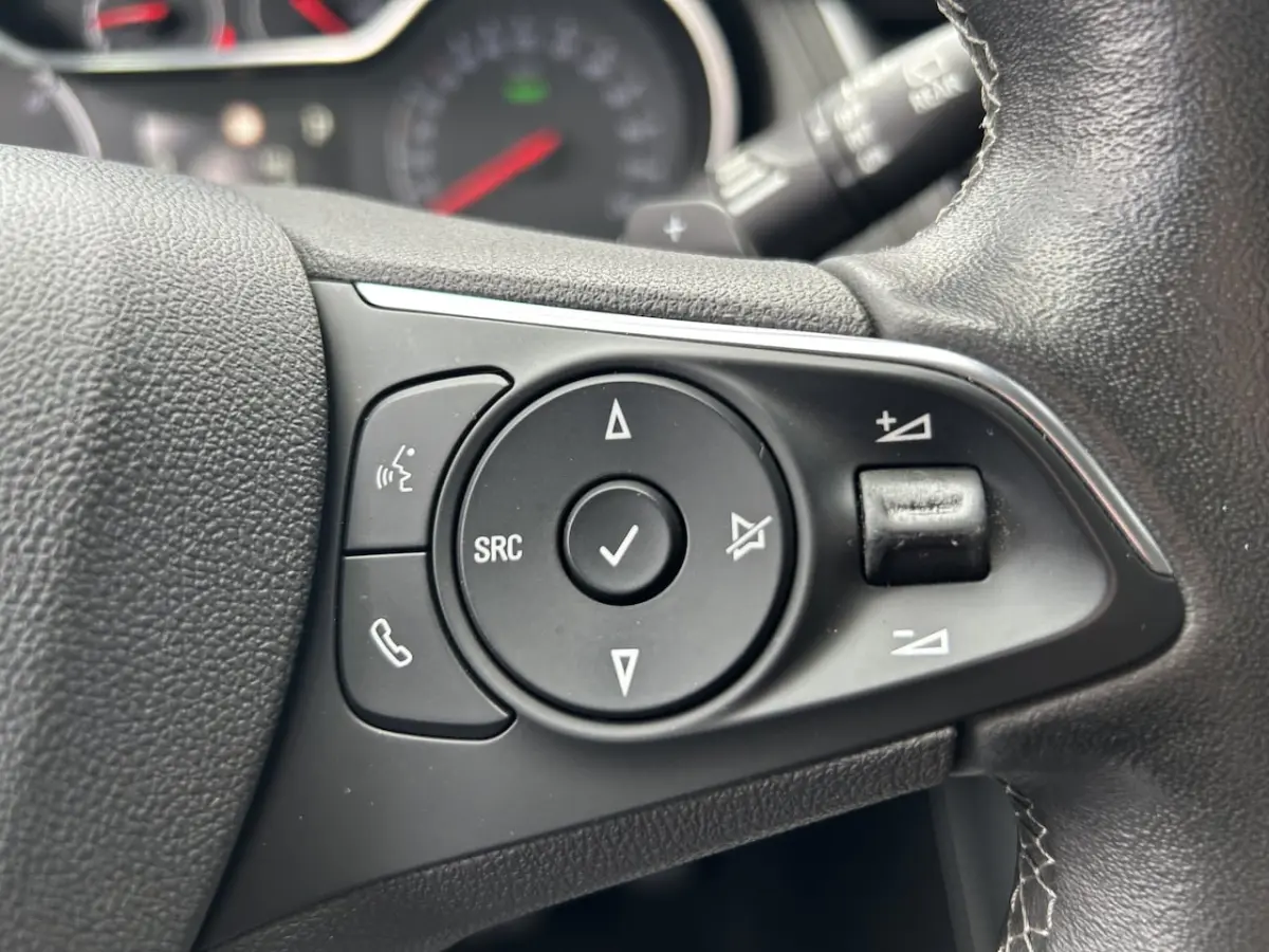 1.6 Turbo Hybrid Business Edition UNIEKE KM STAND // ADAPT. CRUISE // CAMERA+SENSOREN // N