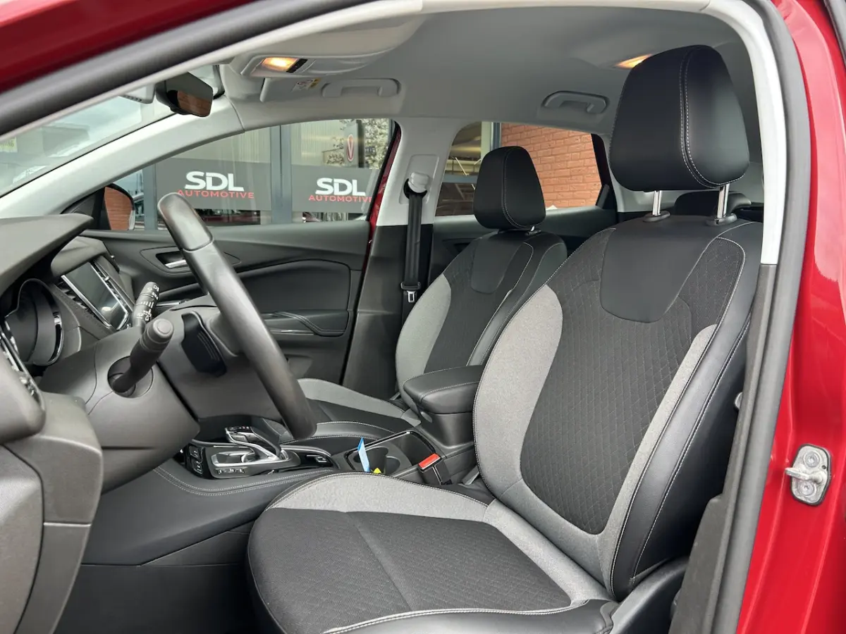 1.6 Turbo Hybrid Business Edition UNIEKE KM STAND // ADAPT. CRUISE // CAMERA+SENSOREN // N