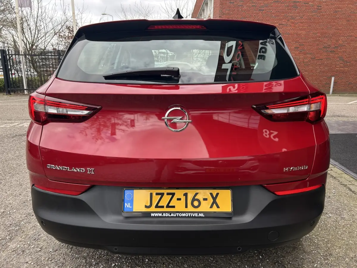 1.6 Turbo Hybrid Business Edition UNIEKE KM STAND // ADAPT. CRUISE // CAMERA+SENSOREN // N