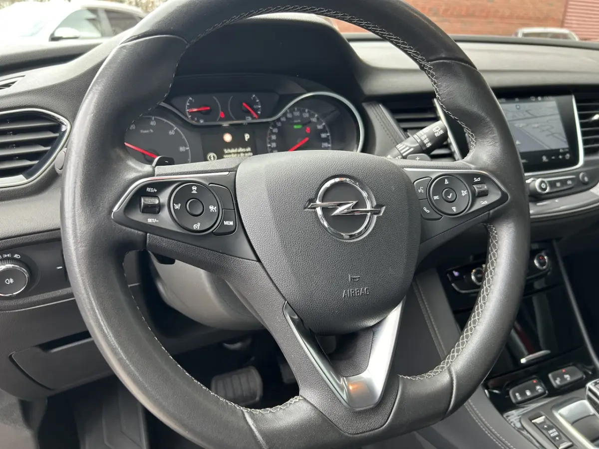 1.6 Turbo Hybrid Business Edition UNIEKE KM STAND // ADAPT. CRUISE // CAMERA+SENSOREN // N