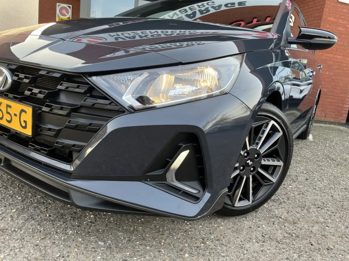 1.0 T-GDI N Line // LED // APPLE CARPLAY / ANDROID AUTO // CRUISE // CAMERA // PDC