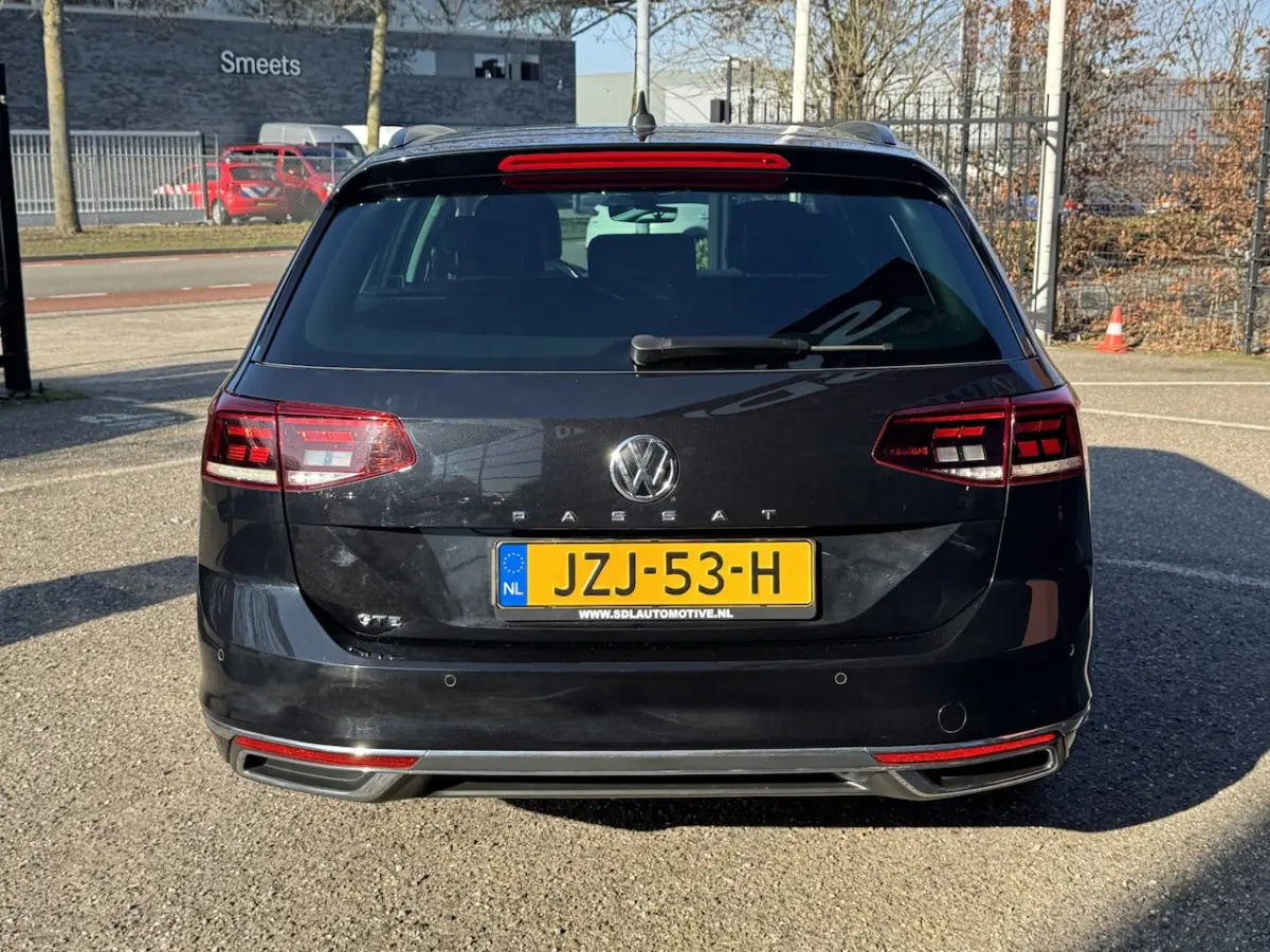 1.4 TSI PHEV GTE Business // DEALER ONDERHOUDEN //VOL LEDER ERGO COMFORT // TREKHAAK // NA