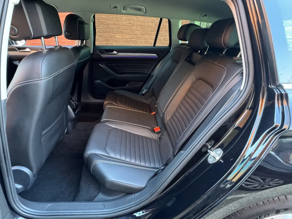 1.4 TSI PHEV GTE Business // DEALER ONDERHOUDEN //VOL LEDER ERGO COMFORT // TREKHAAK // NA