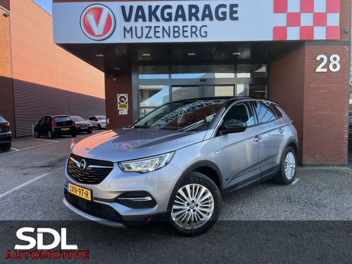 1.6 Turbo Hybrid Innovation // FULL LED // KEYLESS // DODEHOEK // ELEK. KLEP // CAMERA+SEN