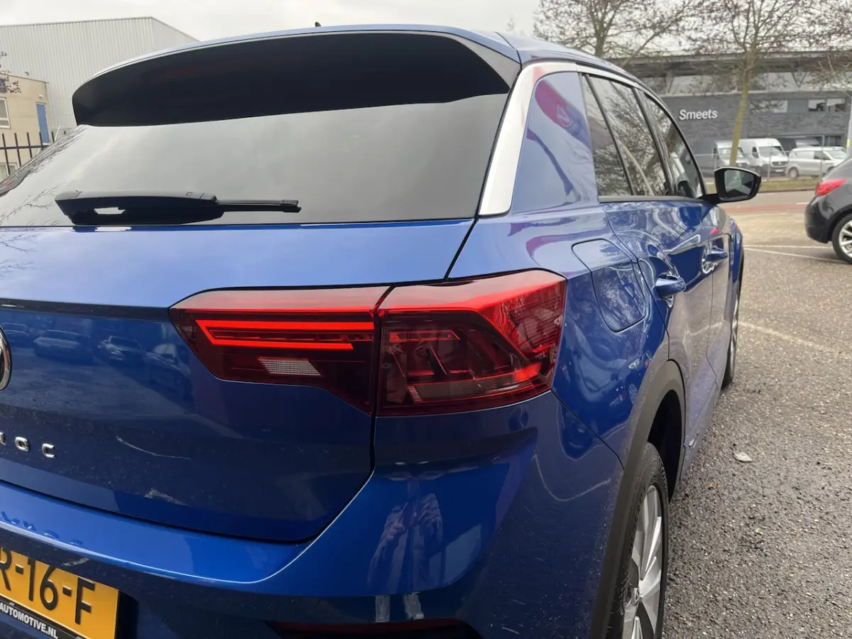 1.5 TSI Sport Business R-Line // NAVI // CAMERA // APPLE CARPLAY- ANDROID AUTO // ELEK. AC