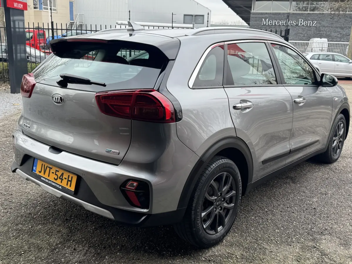 1.6 GDi Hybrid DynamicLine // APPLE CARPLAY - ANDROID AUTO // CAMERA // CLIMA // ADAPTIVE