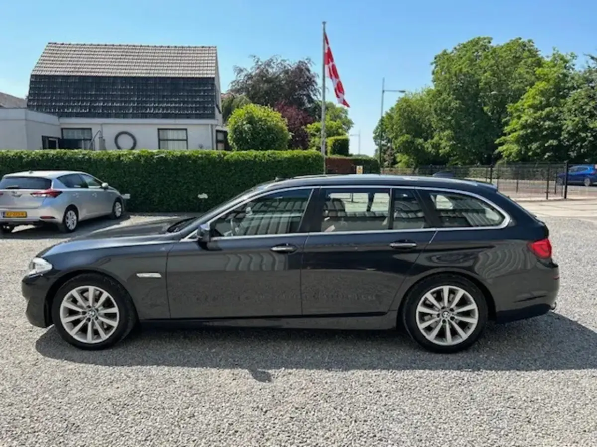 528i High Executive PANODAK DISTR-VRVN
