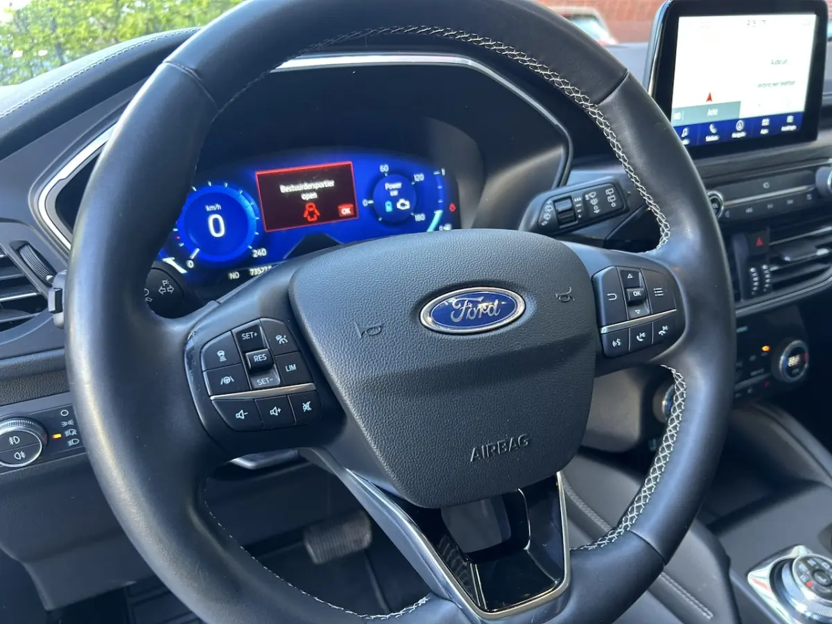 2.5 PHEV Vignale // FULL LED // B&O AUDIO // ADAPTIVE CRUISE // MEMORY SEAT // LEDER // NA