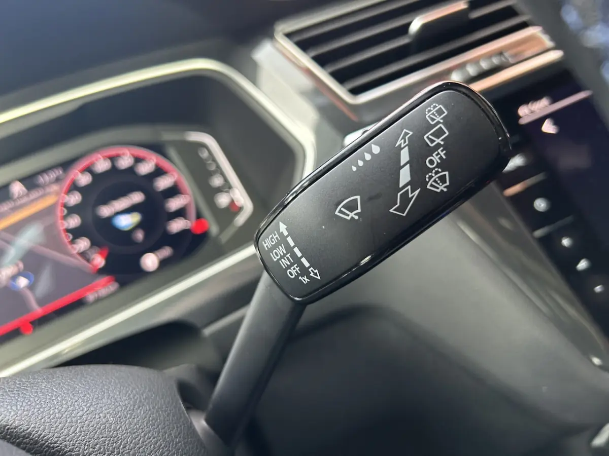 2.0 TSI R 75 Edition 4Motion // AKRA // IQ LIGHT // PANO/SCHUIFKANTELDAK // ADAPTIVE CRUIS