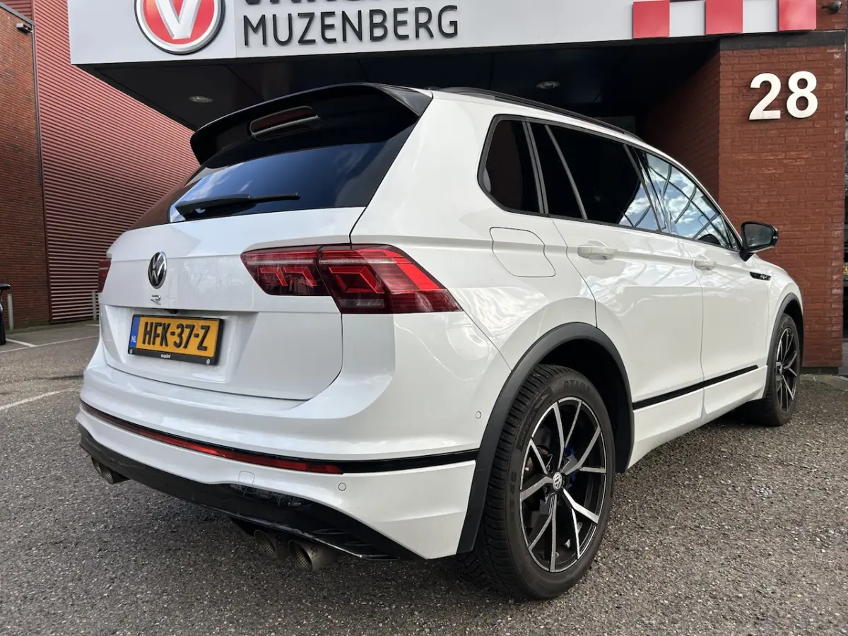 2.0 TSI R 75 Edition 4Motion // AKRA // IQ LIGHT // PANO/SCHUIFKANTELDAK // ADAPTIVE CRUIS
