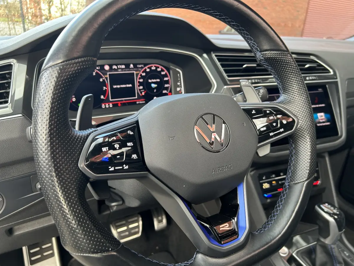 2.0 TSI R 75 Edition 4Motion // AKRA // IQ LIGHT // PANO/SCHUIFKANTELDAK // ADAPTIVE CRUIS