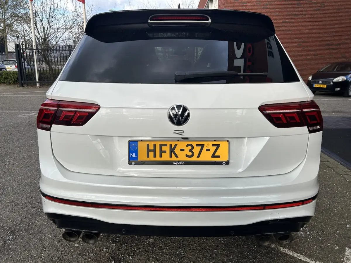 2.0 TSI R 75 Edition 4Motion // AKRA // IQ LIGHT // PANO/SCHUIFKANTELDAK // ADAPTIVE CRUIS