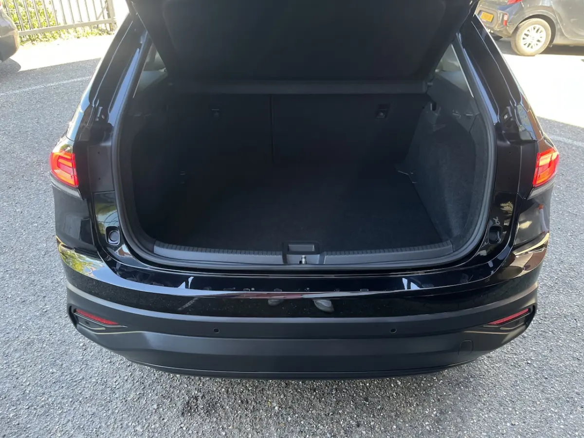 1.0 TSI Style // ADAPT. CRUISE // VIRTUAL COCKPIT // NAVIGATIE + APPLE CARPLAY// CAMERA //