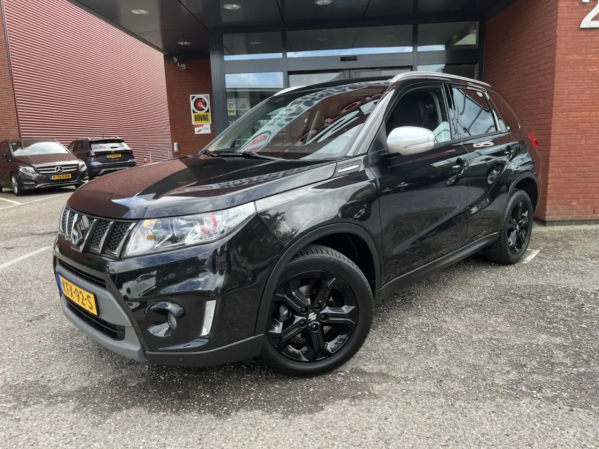 1.4 Boosterjet Stijl // KEYLESS // ADAPTIV. CRUISE // CAMERA+SENSOREN // NAVI+CARPLAY // S