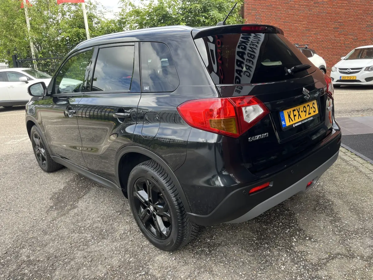 1.4 Boosterjet Stijl // KEYLESS // ADAPTIV. CRUISE // CAMERA+SENSOREN // NAVI+CARPLAY // S