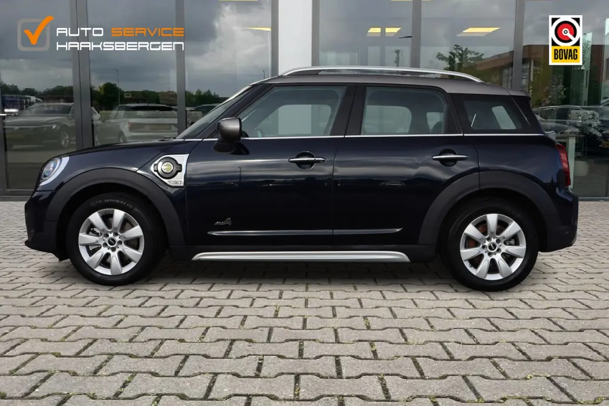 1.5 Cooper S E ALL4 Yours | Camera | LED | Carplay |