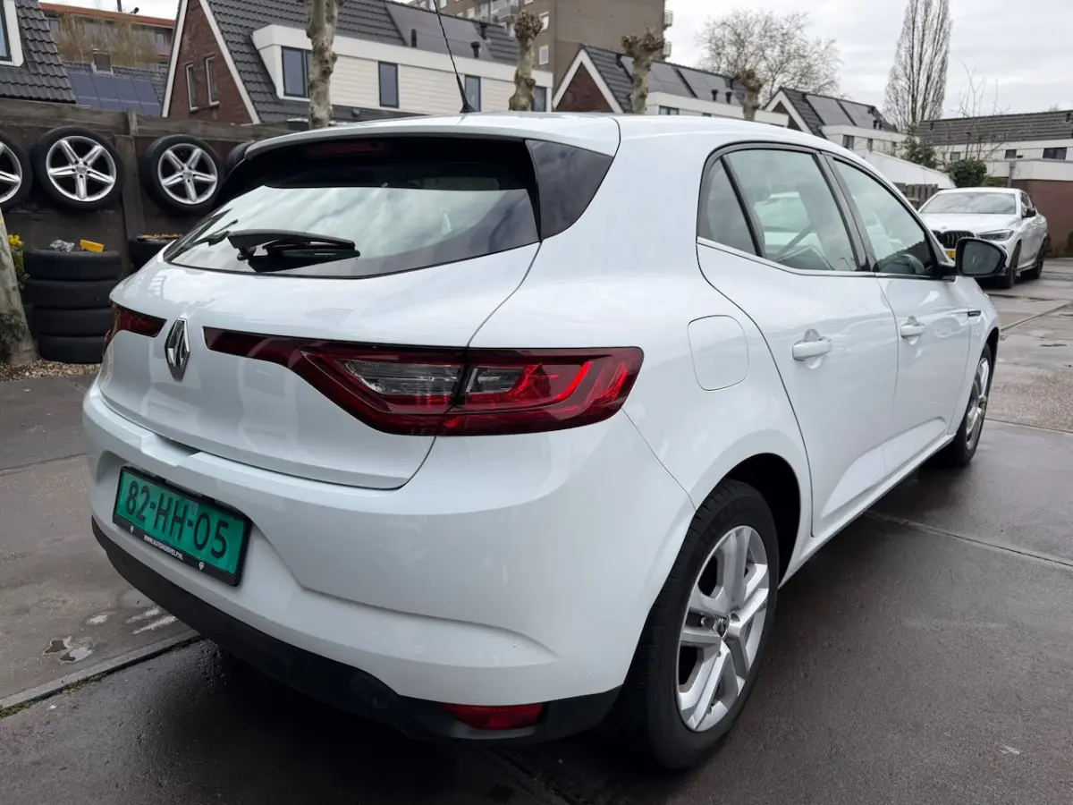 1.2 TCe Limited