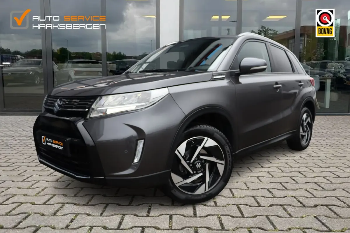 1.4 Boosterjet Style Smart Hybrid | Pano | Camera | ACC | Fabrieksgarantie |