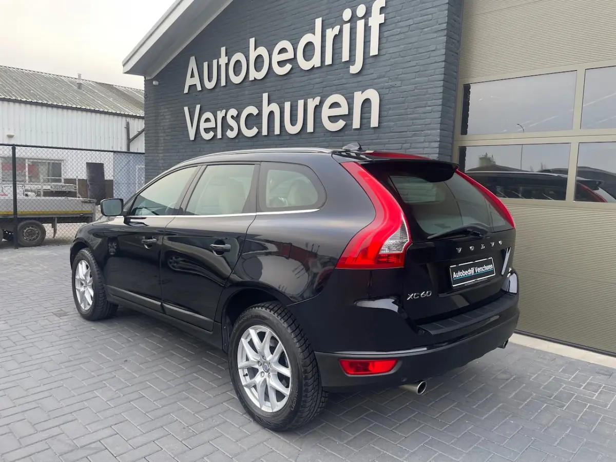 3.0 T6 AWD Summum stoelverwarming xenon uniek