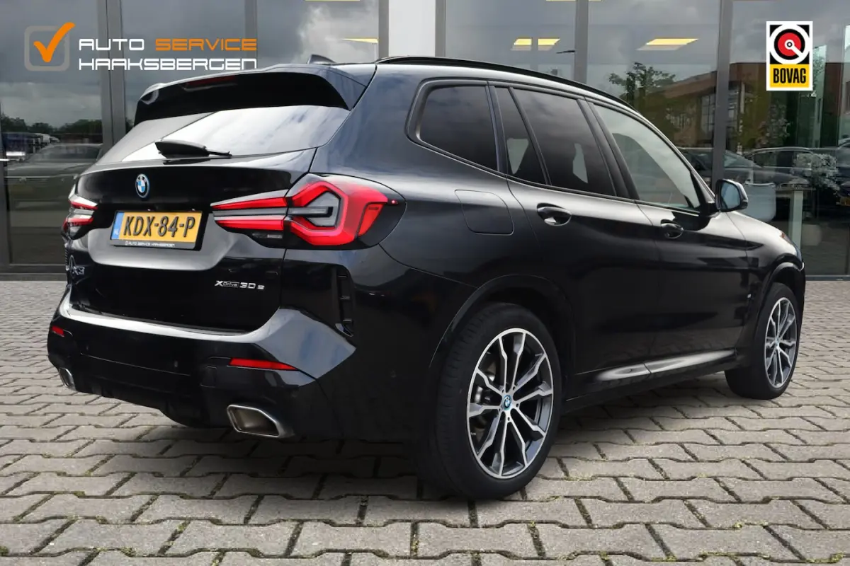 xDrive30e M-Sport | M Stoelen | Pano | Camera |