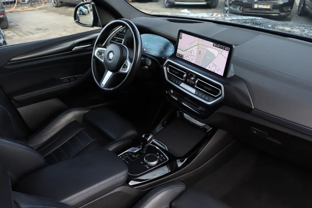 xDrive30e M-Sport | M Stoelen | Pano | Camera |