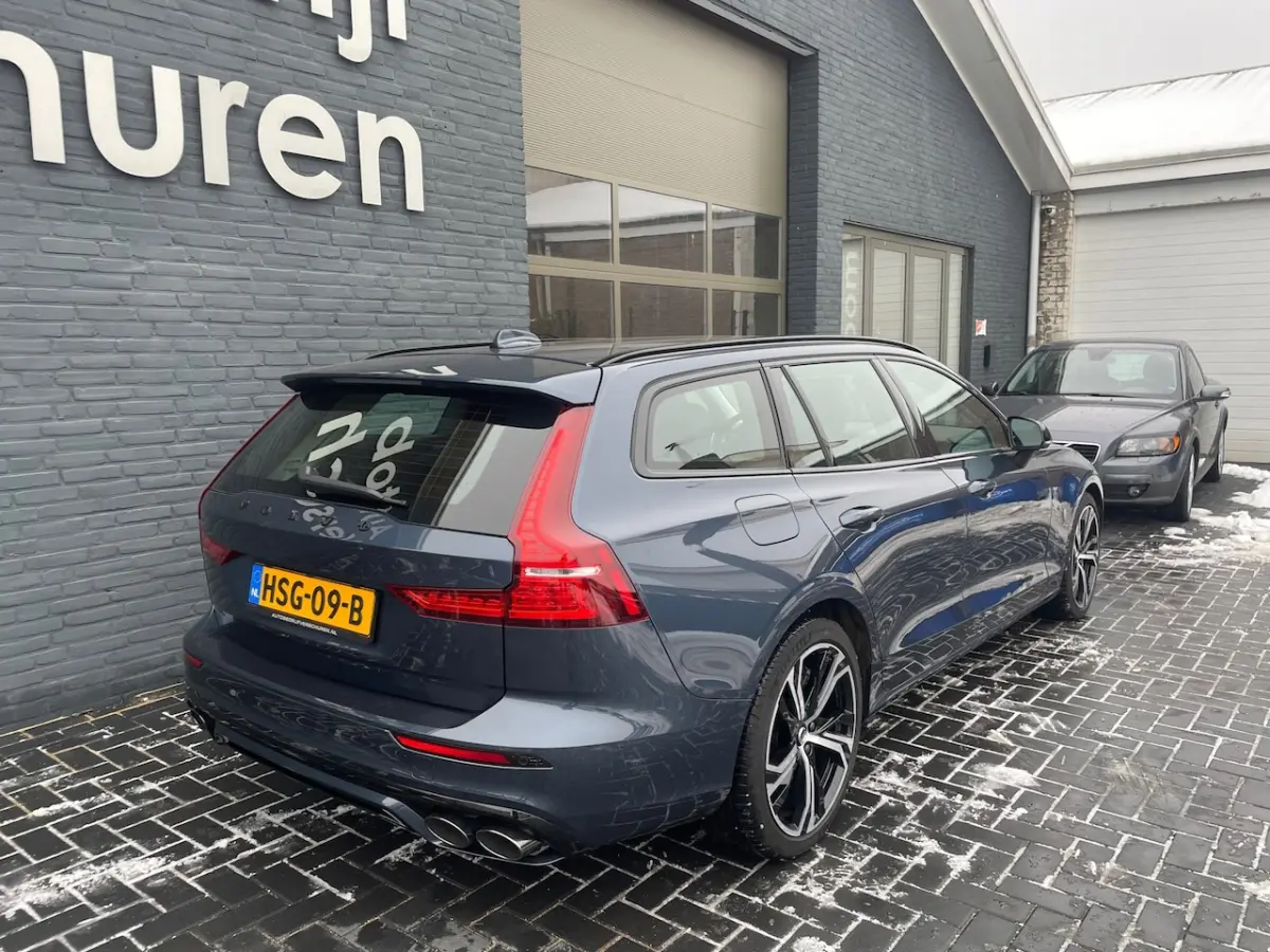 2.0 T6 Plug-in hybrid AWD Plus Dark heico long range stoelverwarming voor + achter