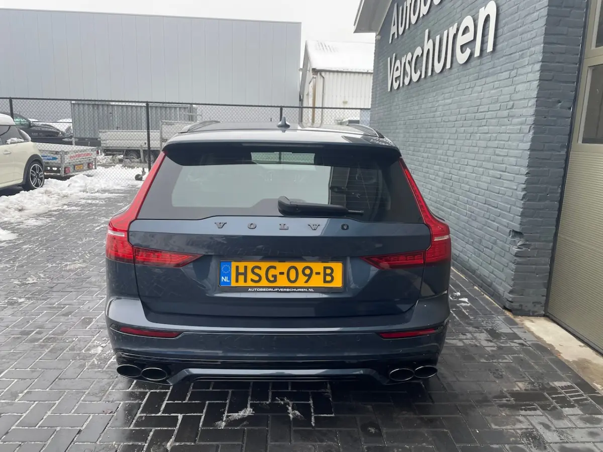 2.0 T6 Plug-in hybrid AWD Plus Dark heico long range stoelverwarming voor + achter
