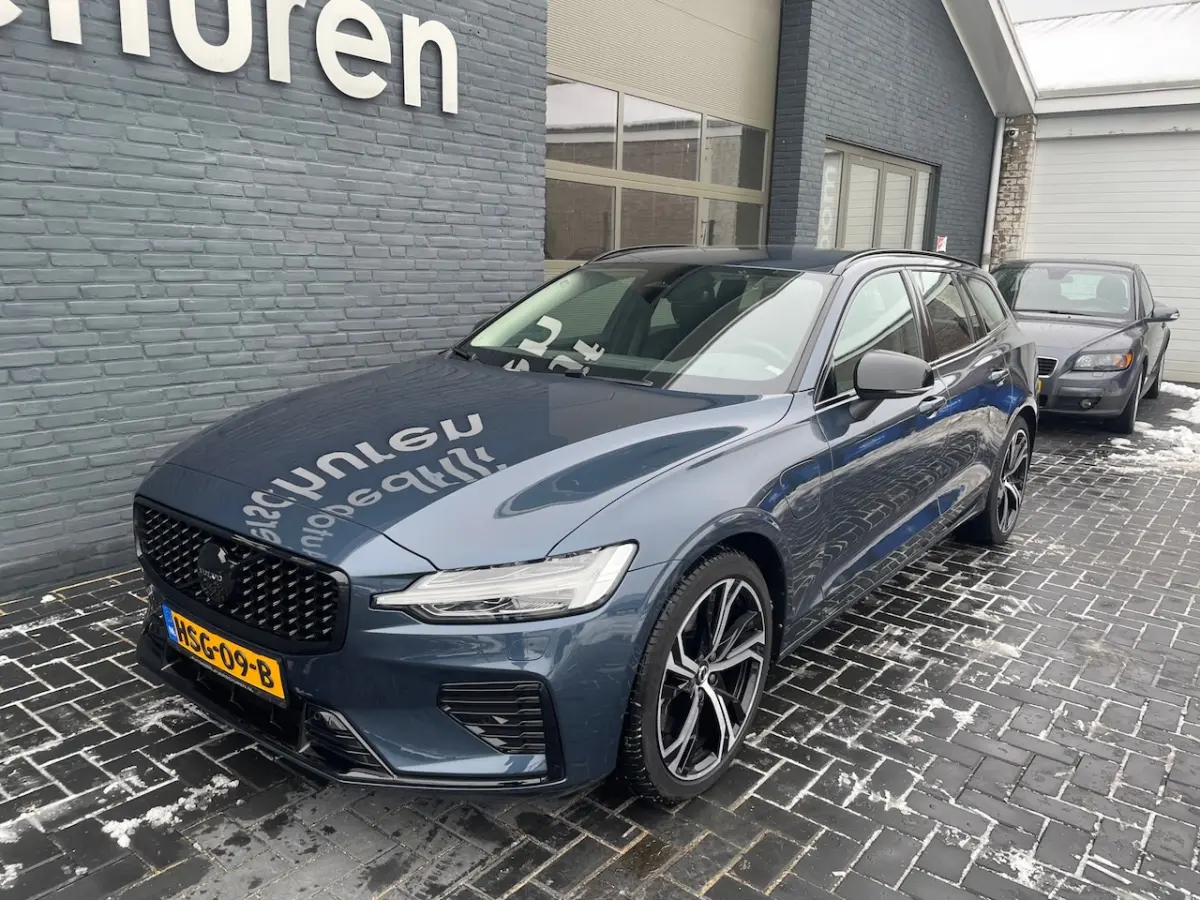 2.0 T6 Plug-in hybrid AWD Plus Dark heico long range stoelverwarming voor + achter